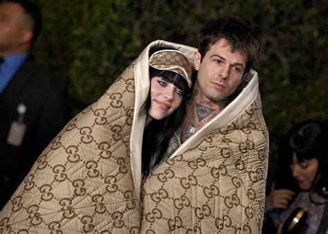 Billie Eilish en couple avec Jesse Rutherford: ses。